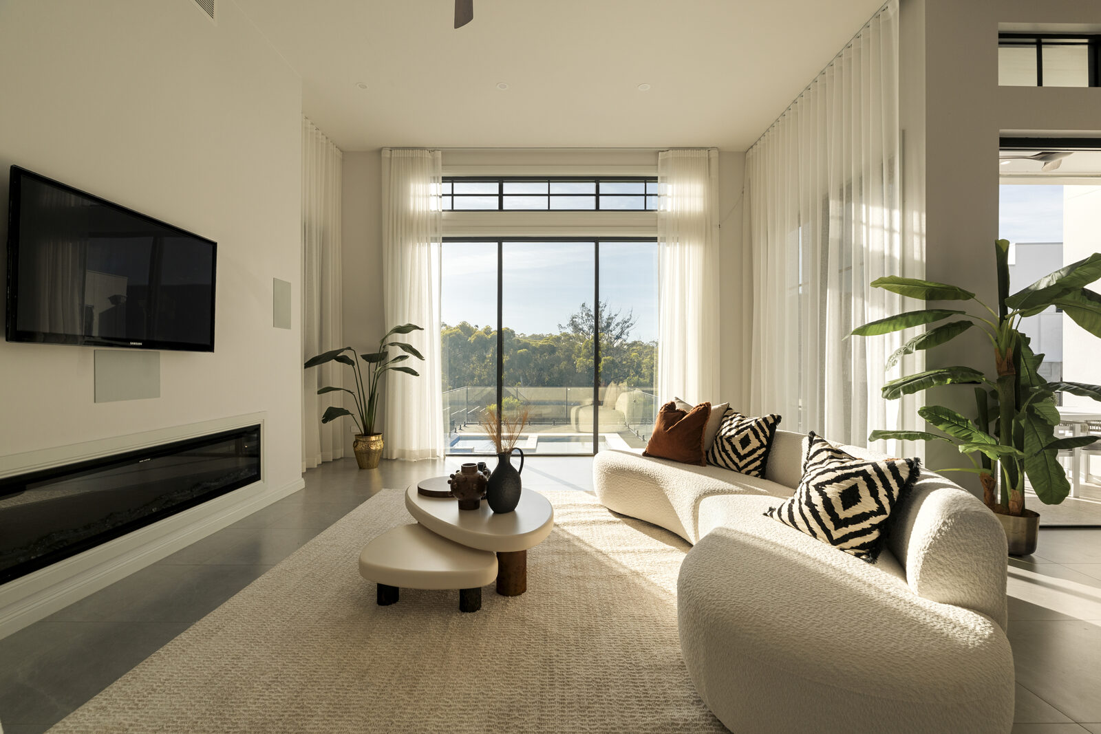 No. 3 Carrawinya — living room